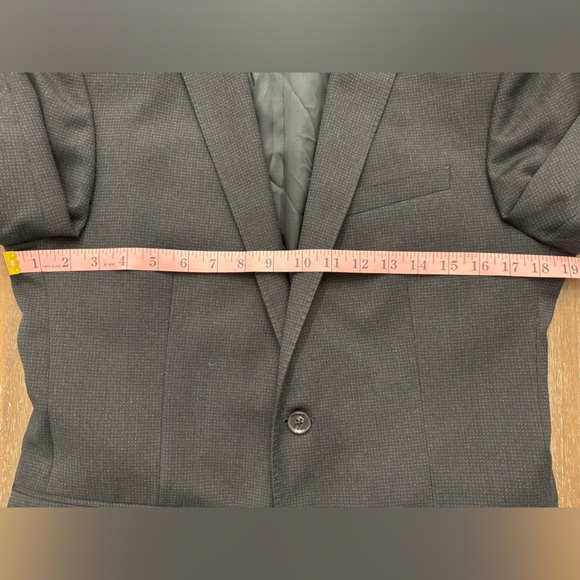 Corneliani CC Collection Black/Gray Check Peak Lapel Wool Blazer EU 50 US 40R - Picture 5 of 8